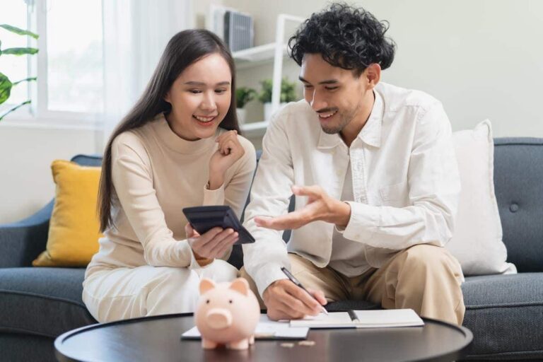 Household finances in the US: decisions that matter at the end of the month