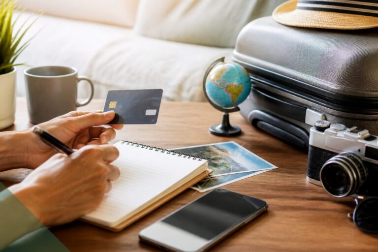 Utilizando Cartões de Crédito com Consciência Financeira: Dicas para uma Gestão Responsável