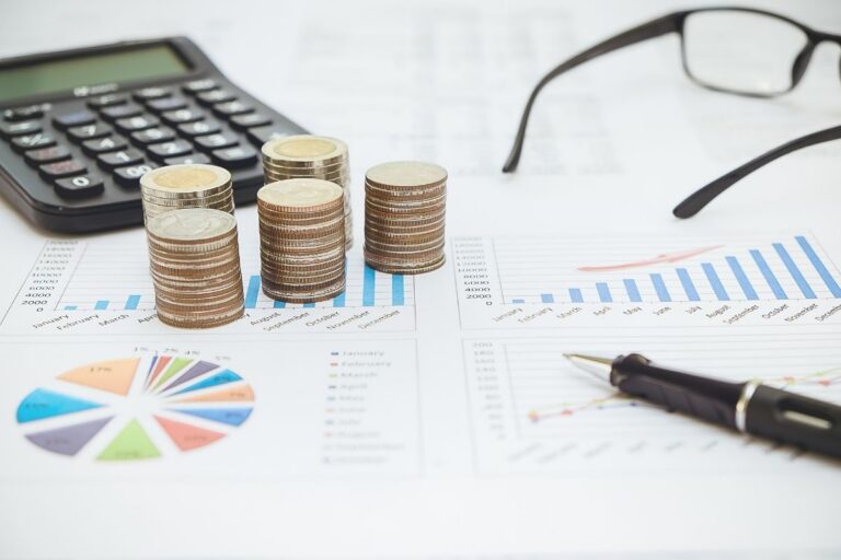 How minimalism can help your personal finances?