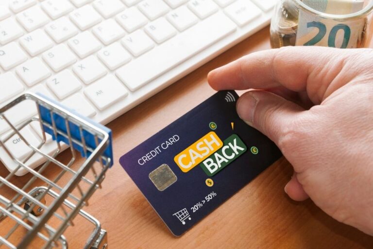 Advantages and risks of cashback credit cards!
