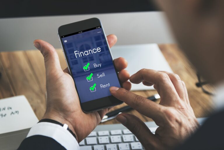 How to use apps to control spending