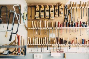 Must-Have Woodworking Tools for Beginners