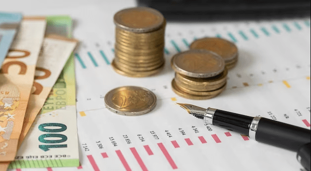 The importance of credit: Building, maintaining, and navigating a strong financial history in the USA